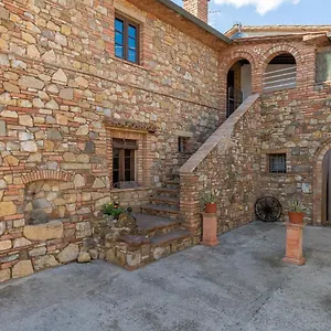  Guest house Casa Vecchia And Parking